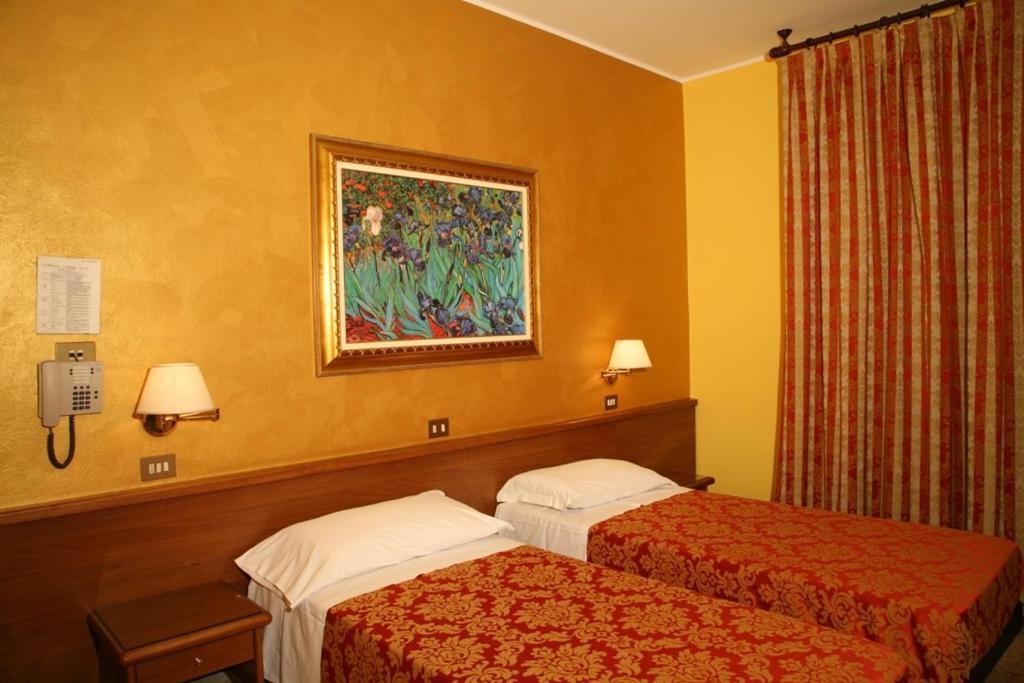 Hotel San Pellegrino Spilamberto Phòng bức ảnh